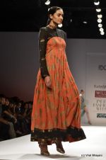 Model walk the ramp for Rahul Singh Show at Wills Lifestyle India Fashion Week 2012 day 4 on 9th Oct 2012 (36).JPG